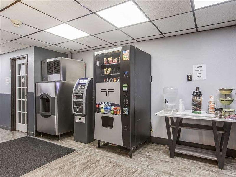 Quality Inn Atlanta Airport-Central College Park Dış mekan fotoğraf