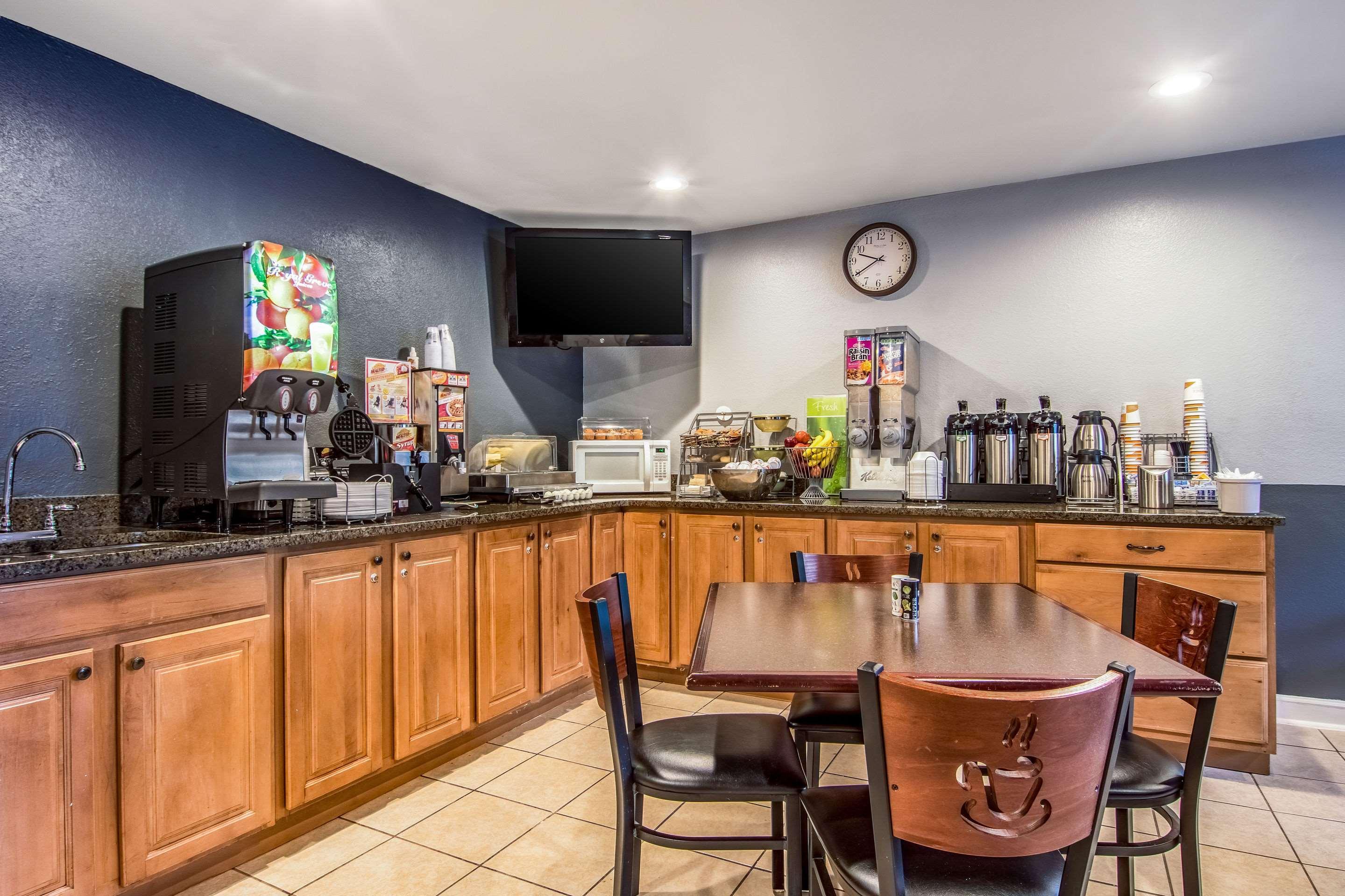 Quality Inn Atlanta Airport-Central College Park Dış mekan fotoğraf